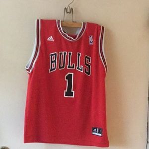 Adidas Youth size L Derrick Rose jersey